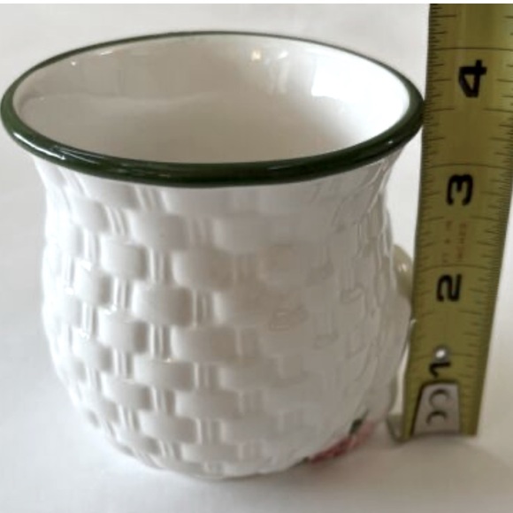 🐇Vintage Avon Bunny Large Coffee Mug White Basket Weave~Set of 2🪺 - Picture 8 of 8